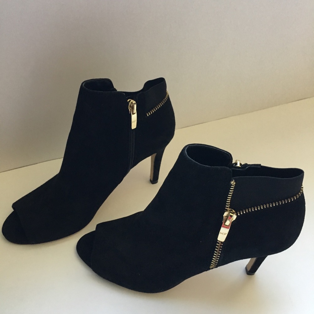 🆕MARC FISHER Black Peep Toe Suede Pumps Sz 6-1/2